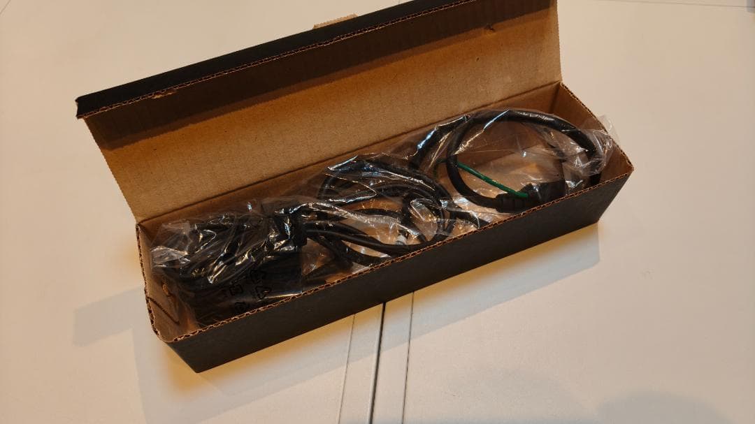 【美品】HP ENVY Laptop 13-ah0010TU シルクゴールド