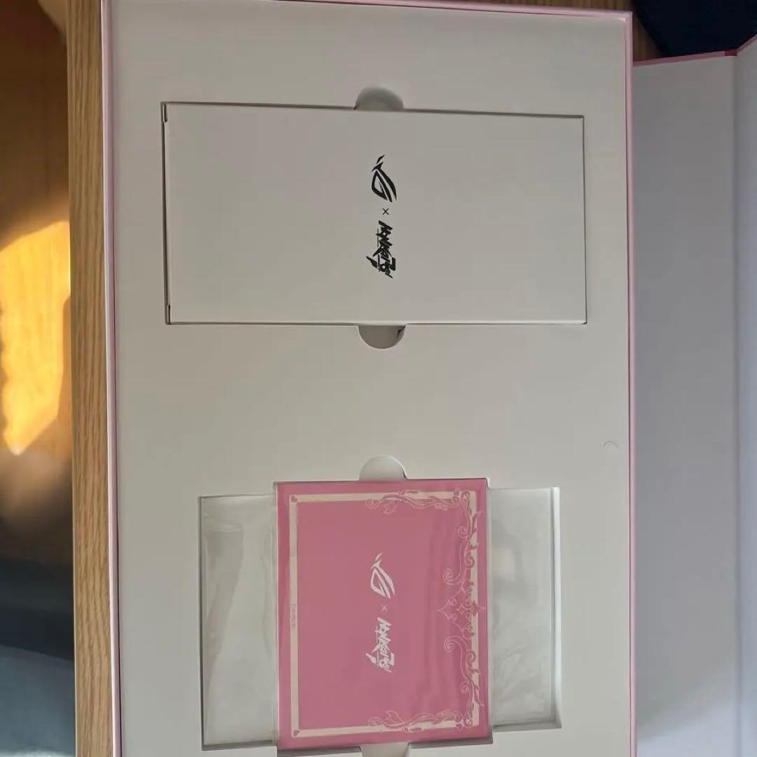 ほぼ未使用　 崩壊3rd エリシア ROG アクセサリーコレクション