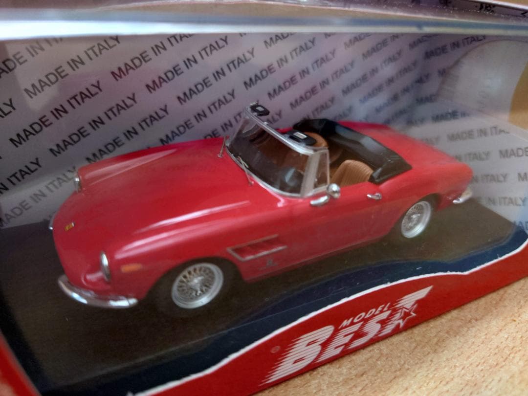1/43フェラーリ330GTS スポークホイール 1967レッド Ferrari