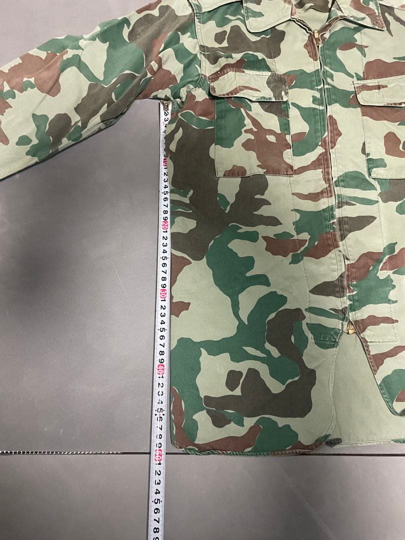 自衛隊　迷彩服　上下セット　補修あり