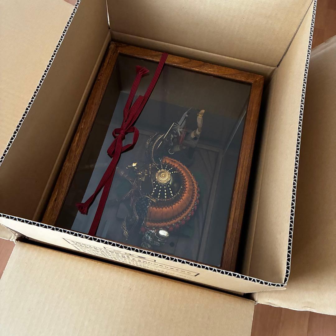 美品　五月人形　兜飾り　ガラスケース入　男の子　置き物