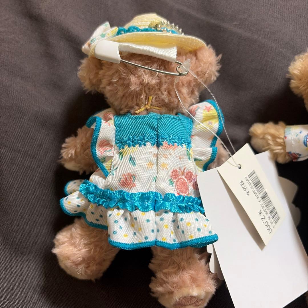 ダッフィー　シェリーメイ サニーファン　ぬいぐるみバッジ