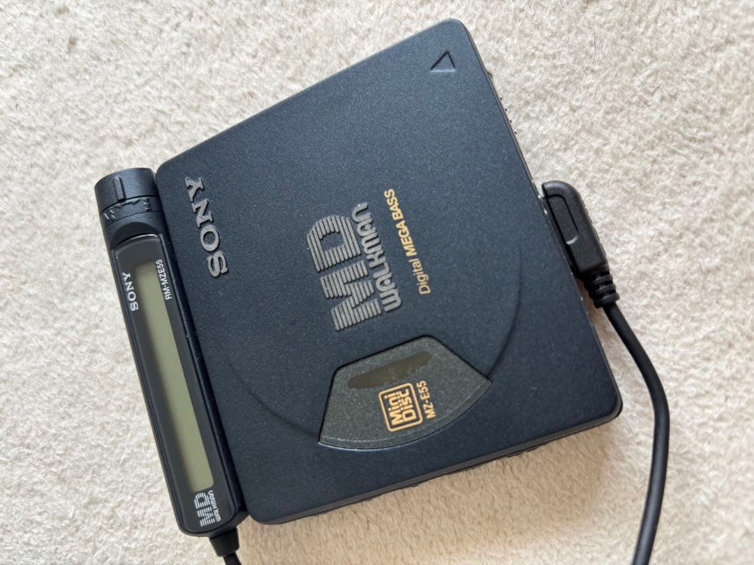 ⭐️美品　動作品⭐️SONY WALKMANポータブルMDプレイヤーMZ – E55
