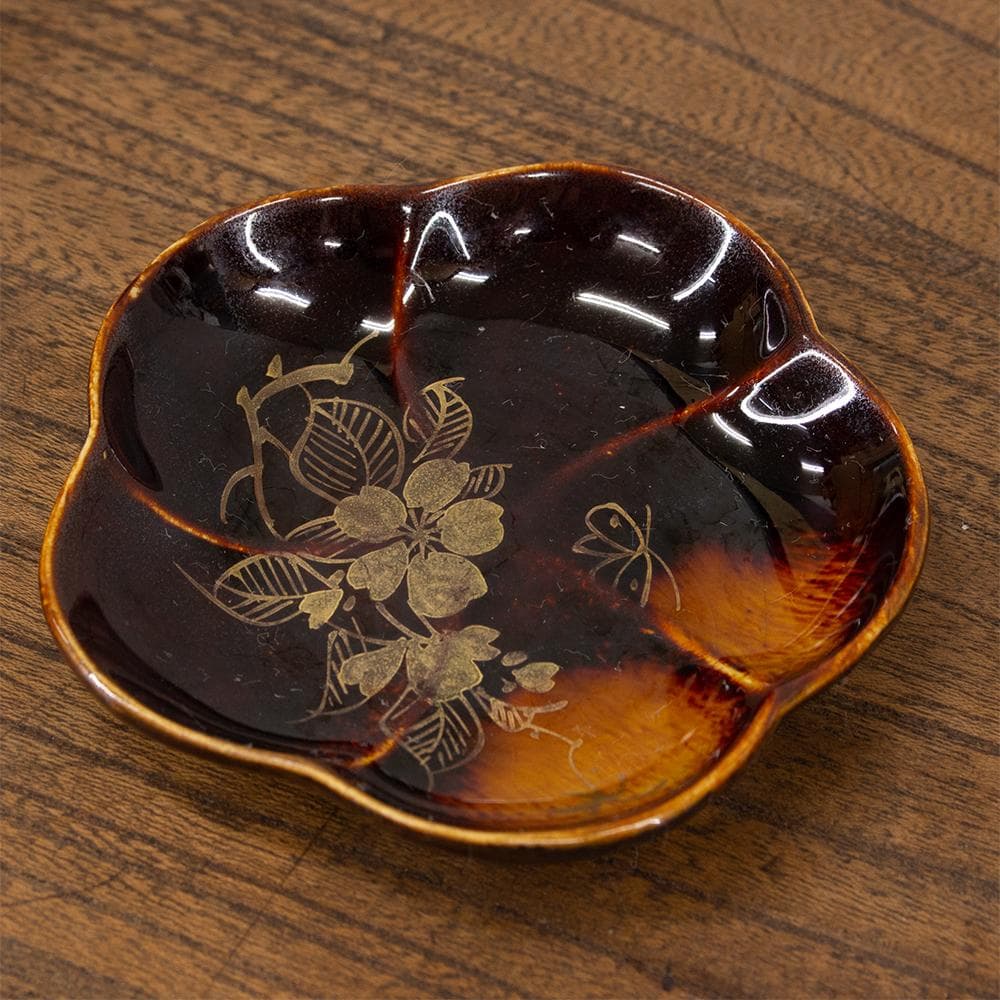 布志名焼 民芸 小皿4枚 桜型 桜絵 金彩 鉄釉