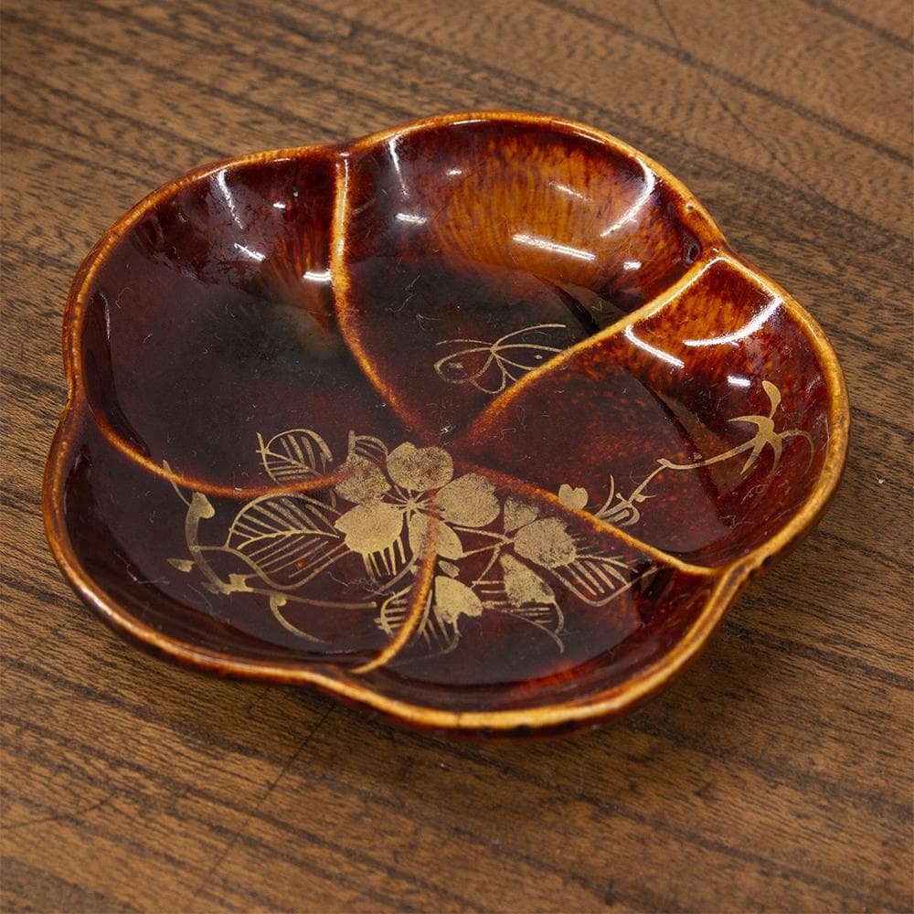 布志名焼 民芸 小皿4枚 桜型 桜絵 金彩 鉄釉