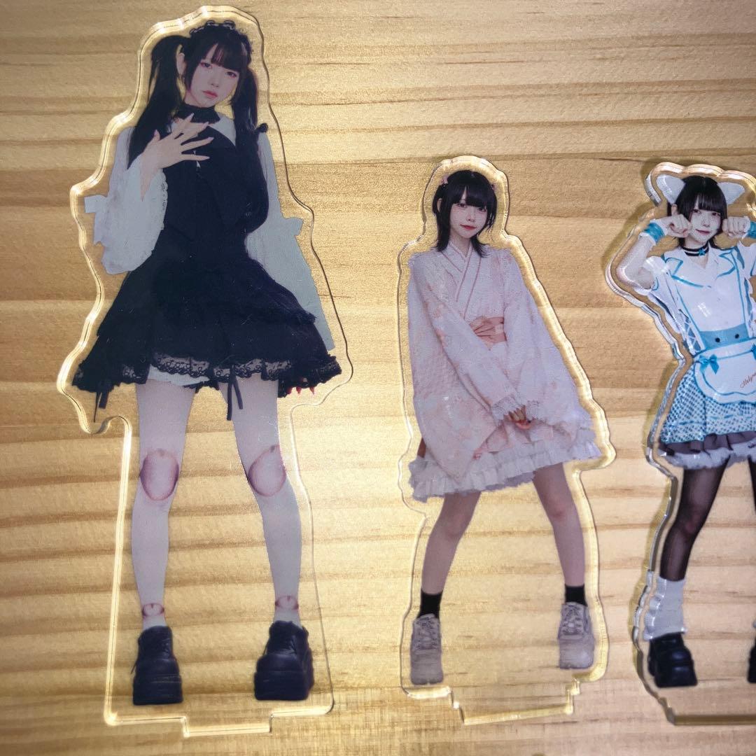 アクリルスタンド