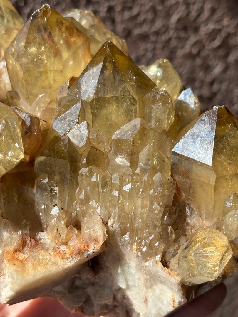 レア　天然　コンゴ産シトリンクラスター　クンダリーニシトリン　2100g以上