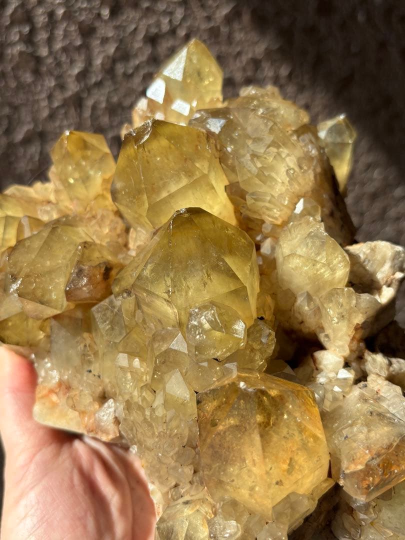 レア　天然　コンゴ産シトリンクラスター　クンダリーニシトリン　2100g以上