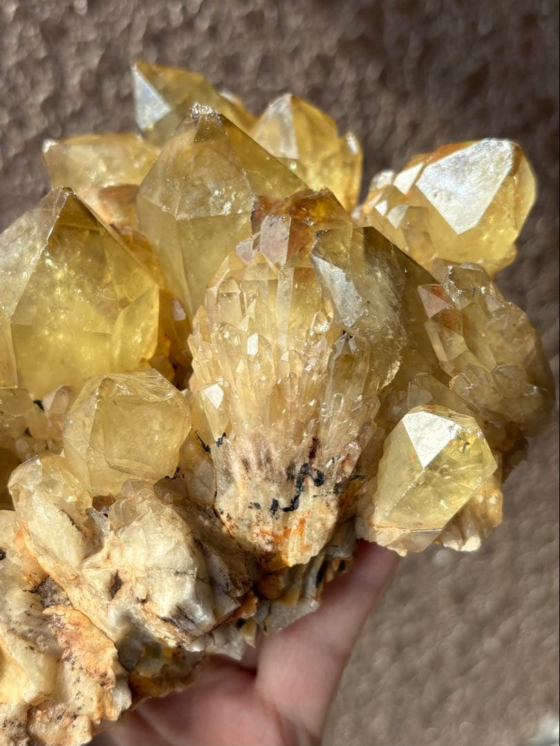 レア　天然　コンゴ産シトリンクラスター　クンダリーニシトリン　2100g以上