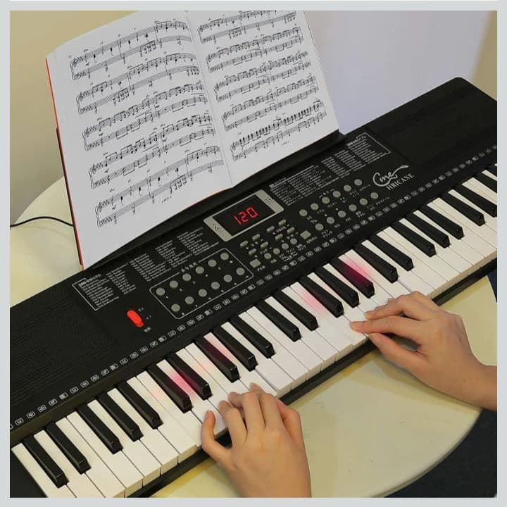 キーボード 電子ピアノ 61鍵盤 60デモ曲 ヘッドフォン対応 子供 練習用
