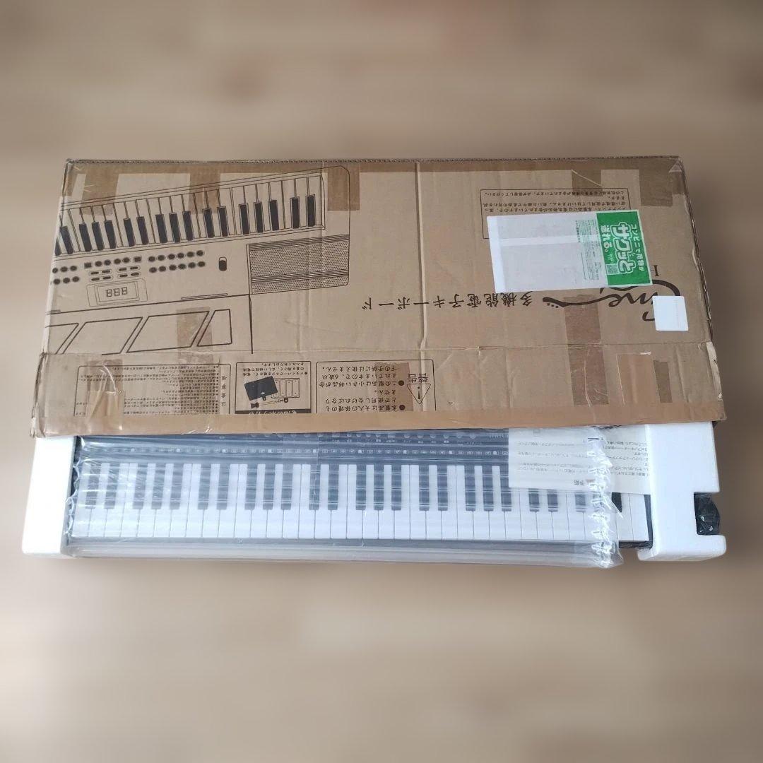 キーボード 電子ピアノ 61鍵盤 60デモ曲 ヘッドフォン対応 子供 練習用