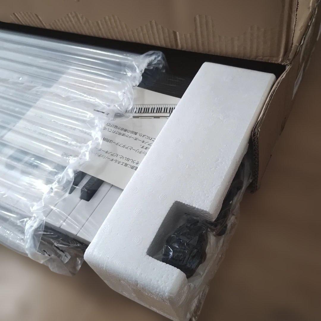 キーボード 電子ピアノ 61鍵盤 60デモ曲 ヘッドフォン対応 子供 練習用