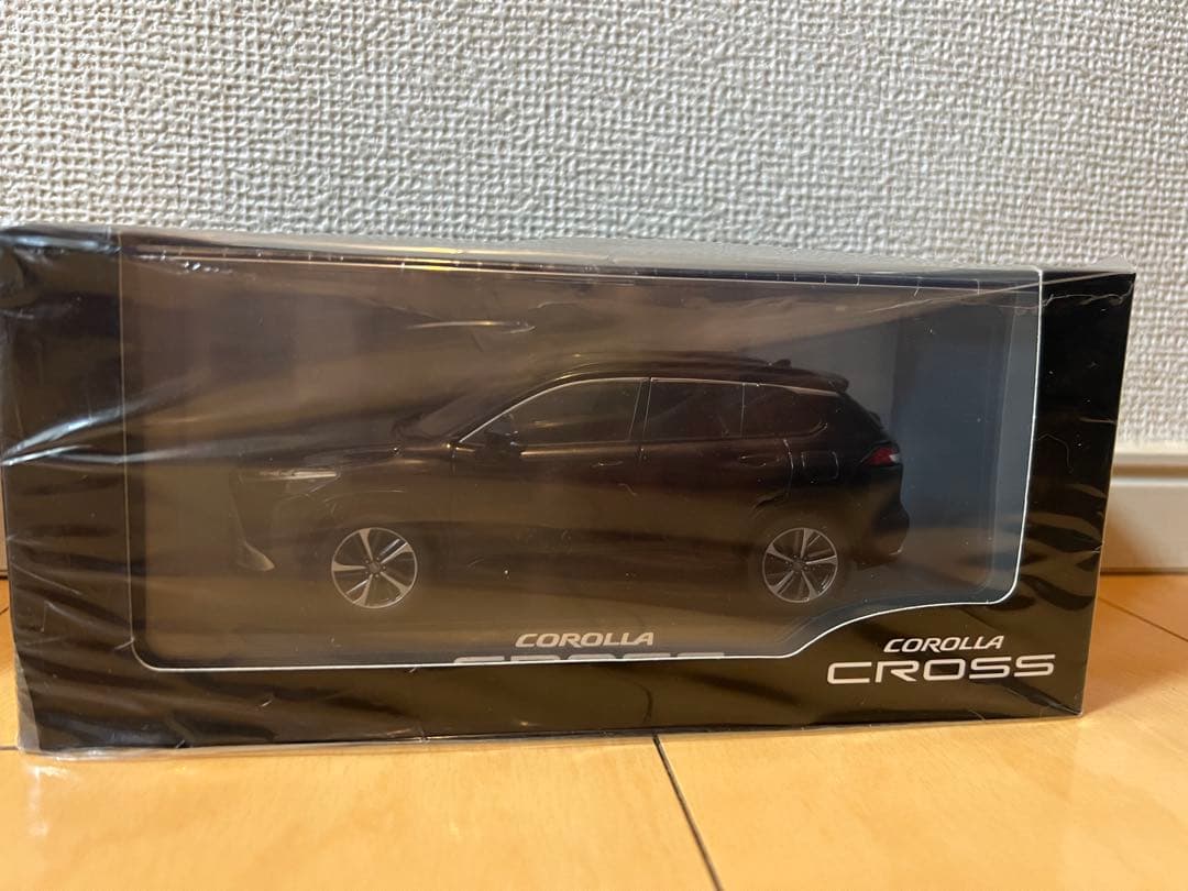 ランドクルーザーとカローラクロス ミニカーセット