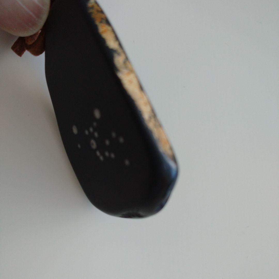 故 翠川袈裟美 作 硯スズリ黒色ペンダント レザー付き 新品未使用