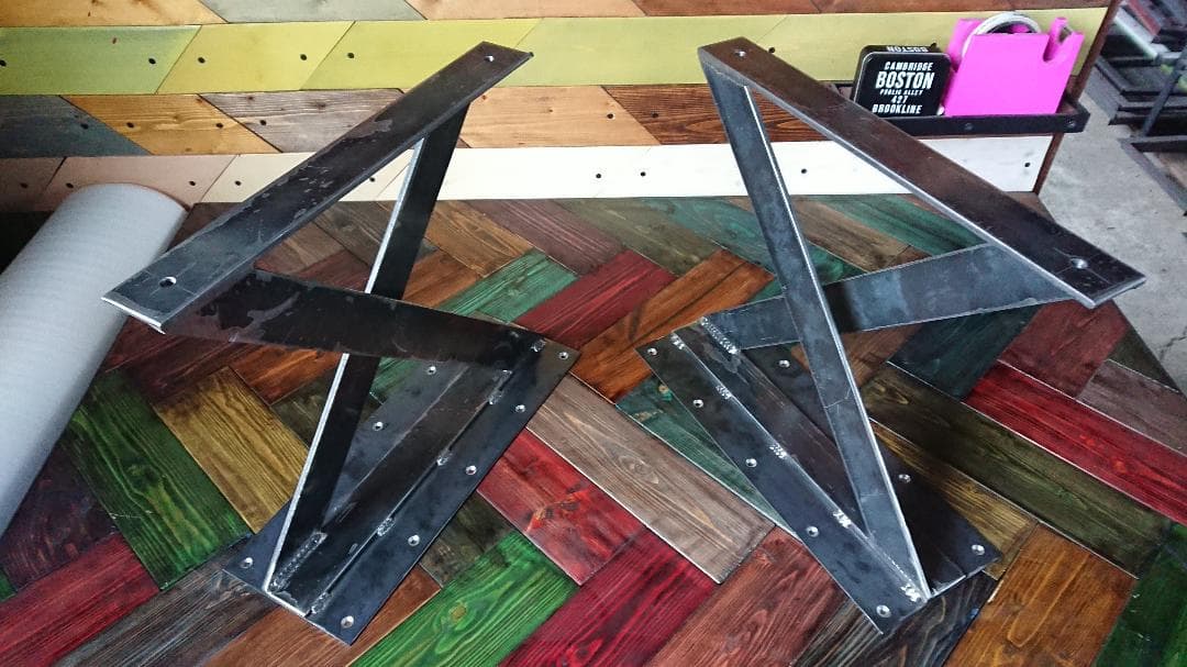 無塗装でアイアンなフラット鉄脚 X型 vol.2 2脚ver. ローテーブル