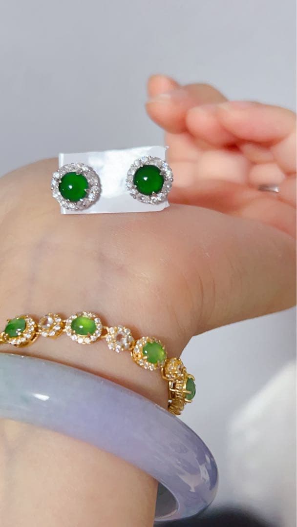 本翡翠グアテマラ産 氷辣緑帝王緑S925シルバーイヤリング NGTC鑑定