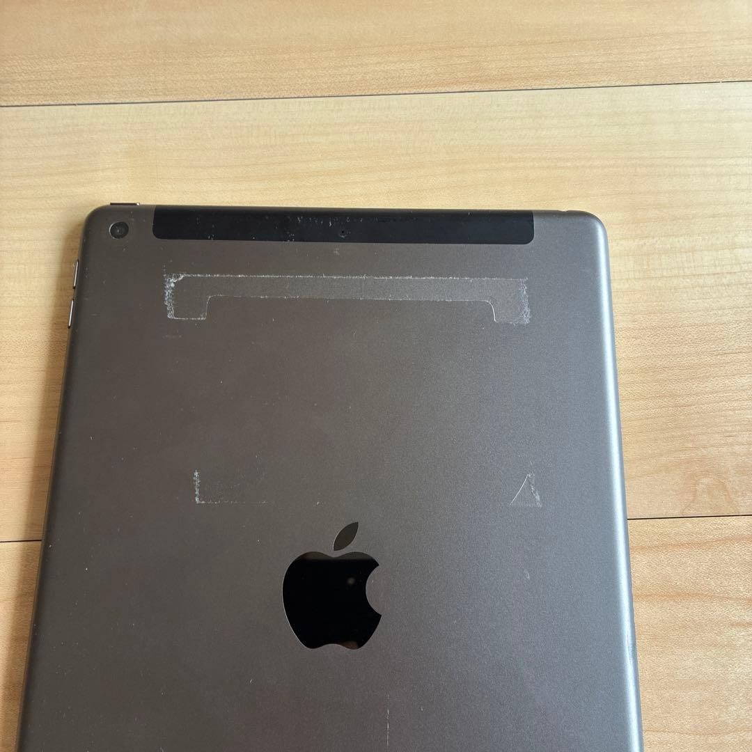 値下げしました　iPad 第7世代　32GB Wi-Fi ドコモ