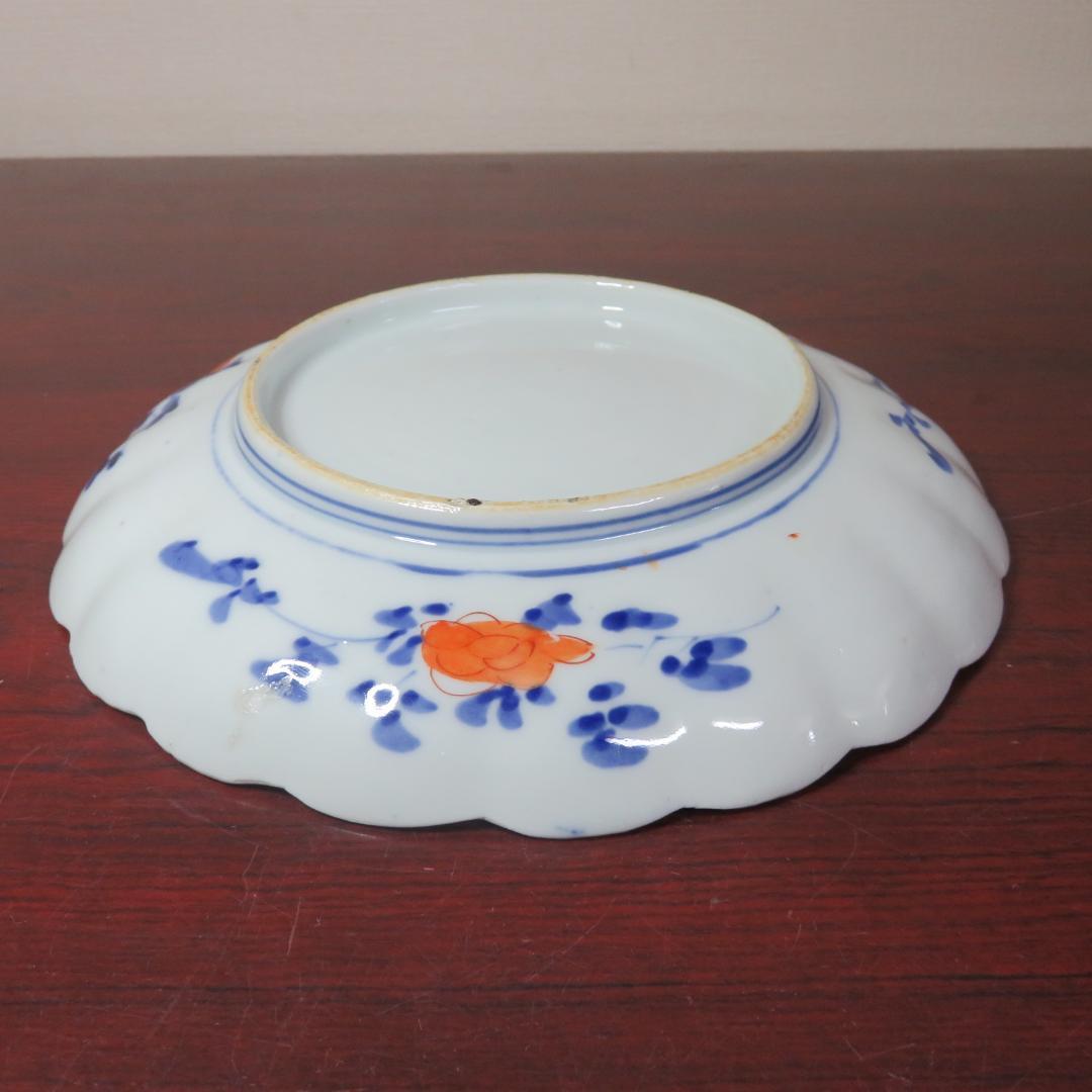 色絵付 中皿 二枚 金彩 古伊万里 花文様 菊型 梅 花形 花瓶模様 窯傷