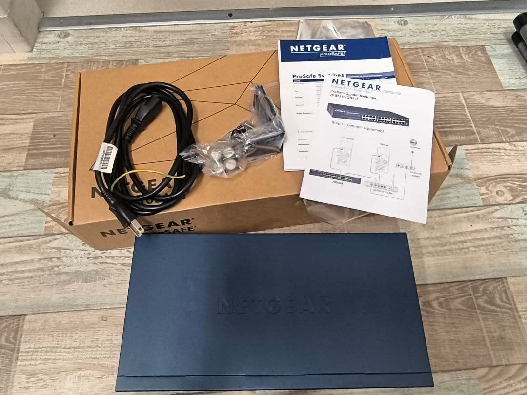 NETGEAR ProSafe 24ポートギガビットスイッチ JGS524 v2