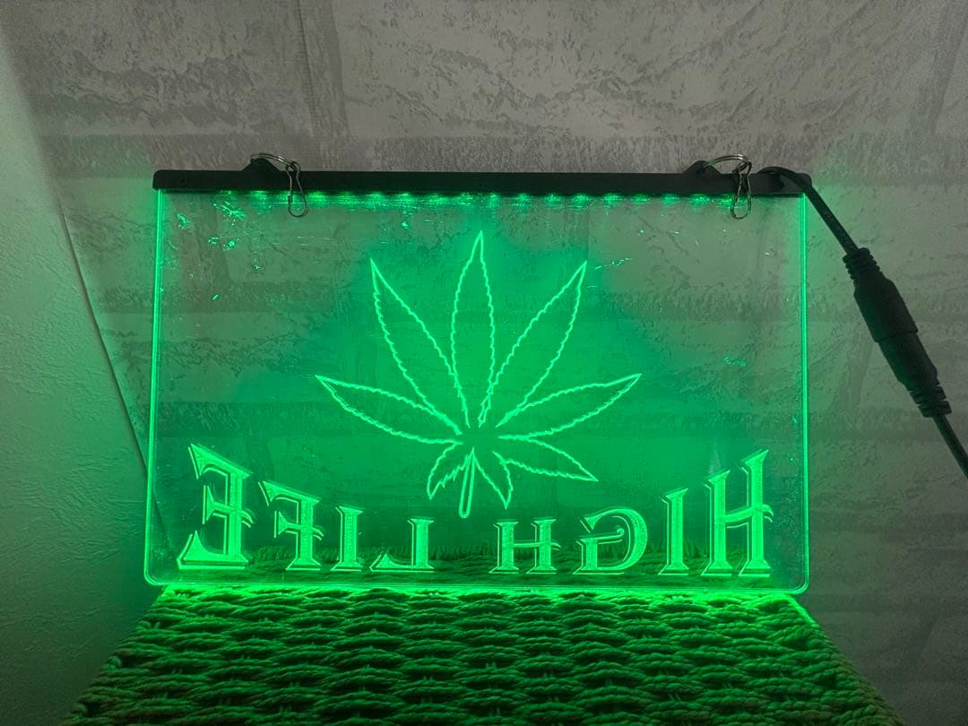HIGH LIFE 大麻デザイン LEDサイン