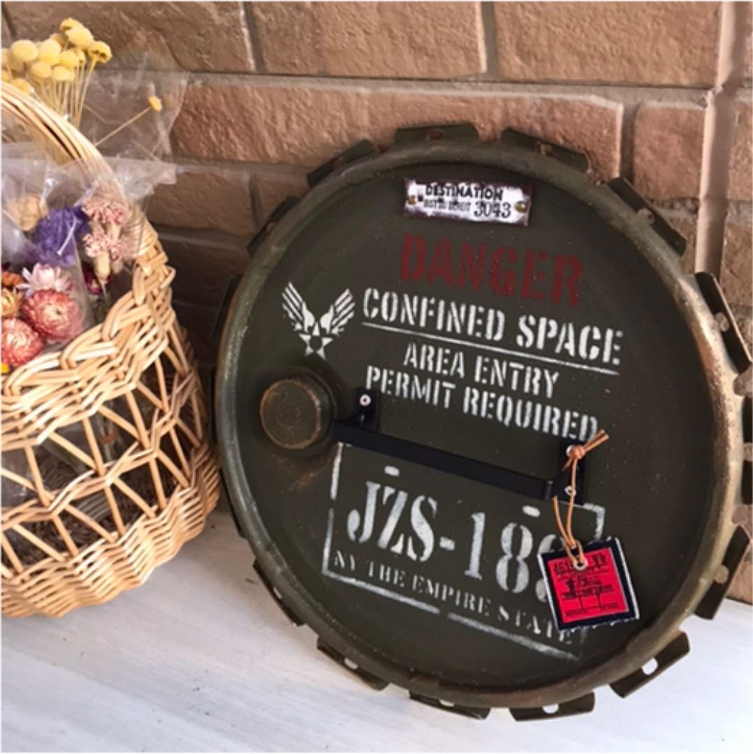 リメイク缶　デザインボード　蓋型