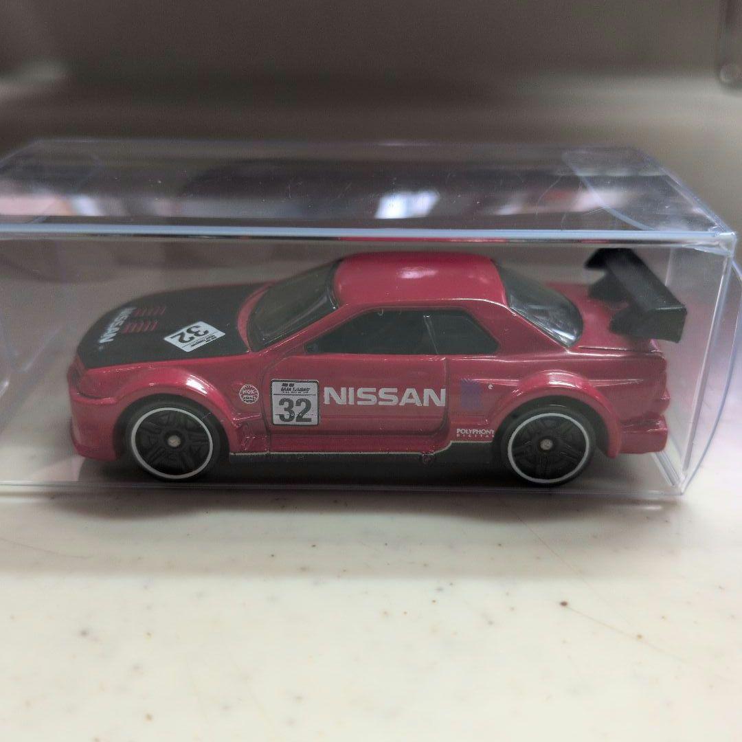 ホットウィール！スカイラインGT-R！９台セット！クリアケース付き！