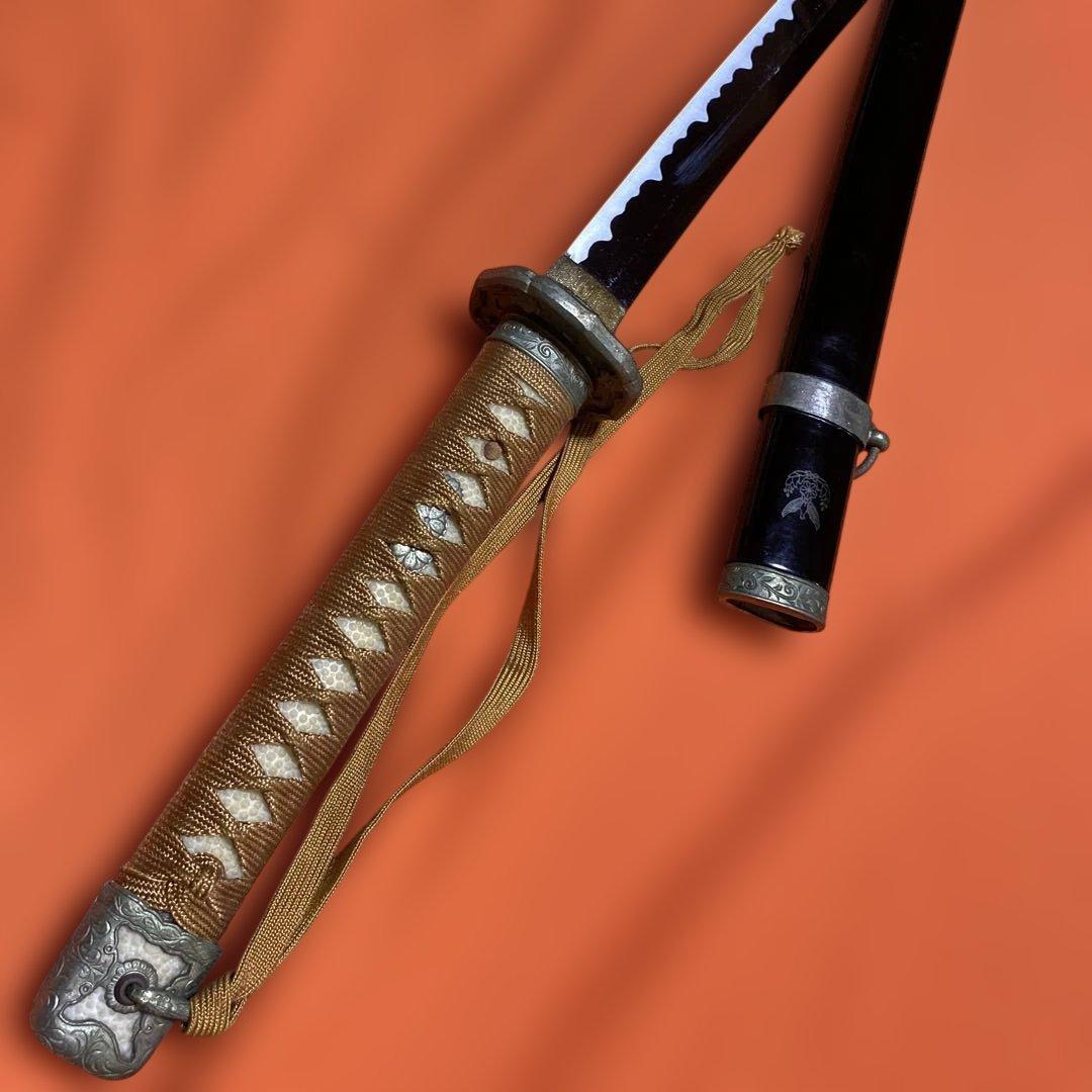 模造刀 軍刀 金茶柄 陸軍省型鍔 黒呂鞘