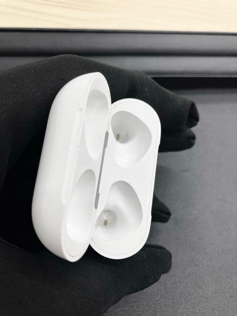 純正 Apple AirPods (第3世代) 本体