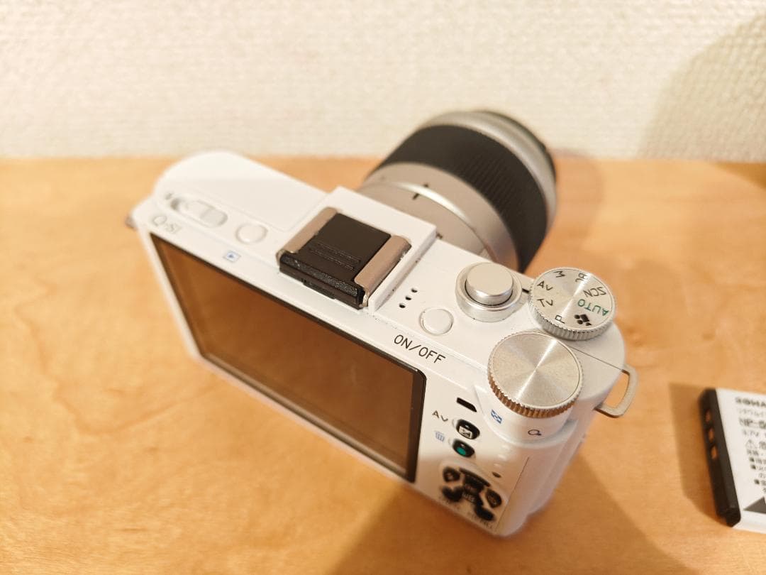 PENTAX Q-S1 ディープピンク + 06 TELEPHOTO ZOOM