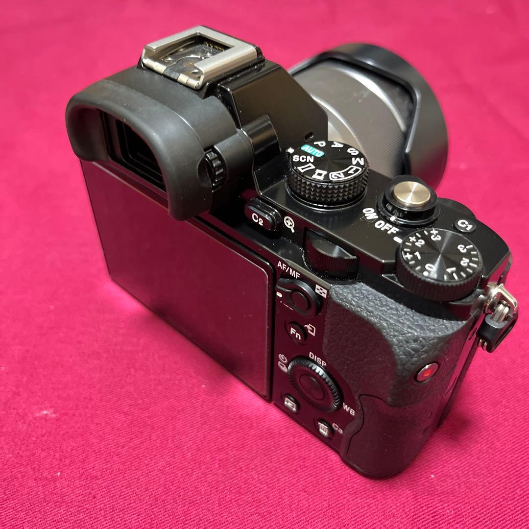 [値下げ中] SONY α7 ILCE-7＋APS-Cレンズ＋おまけ