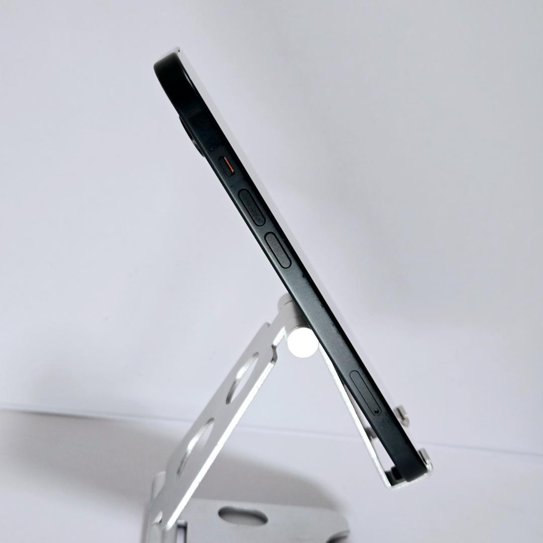 05 iPhone15 ブラック SIMフリー 美品 バッテリー95%