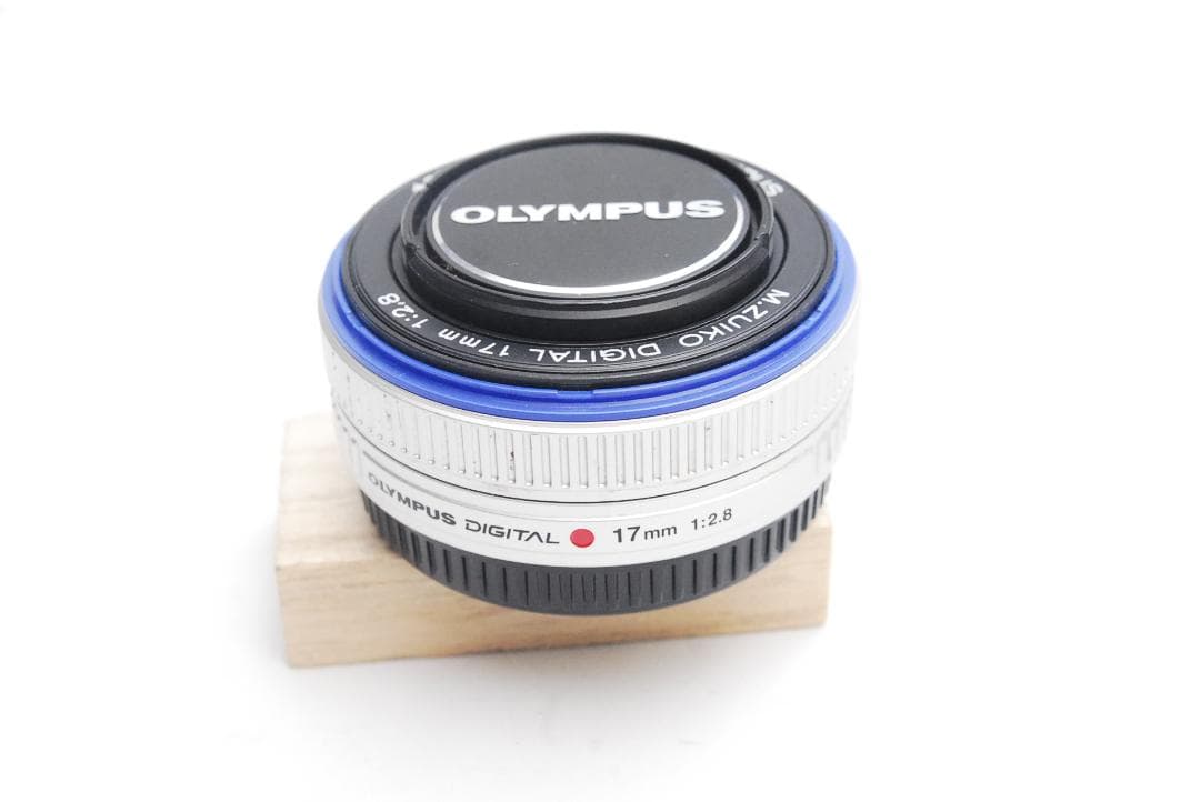 OLYMPUS M ZUIKO DIGITAL 17mm (良品）