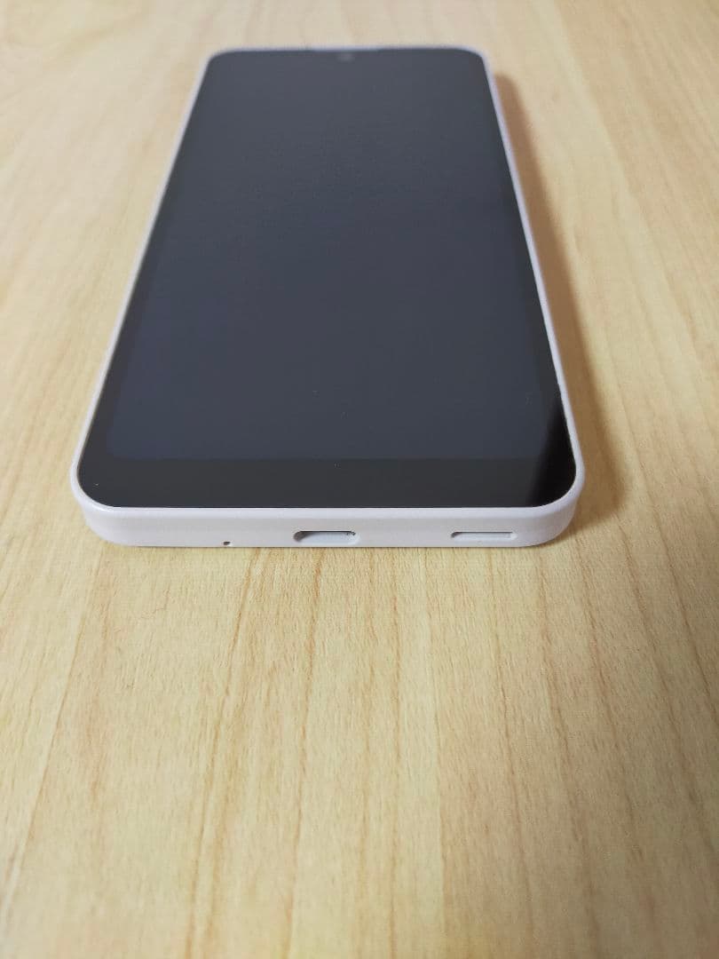 【SIMフリー】 AQUOS wish2　アイボリー