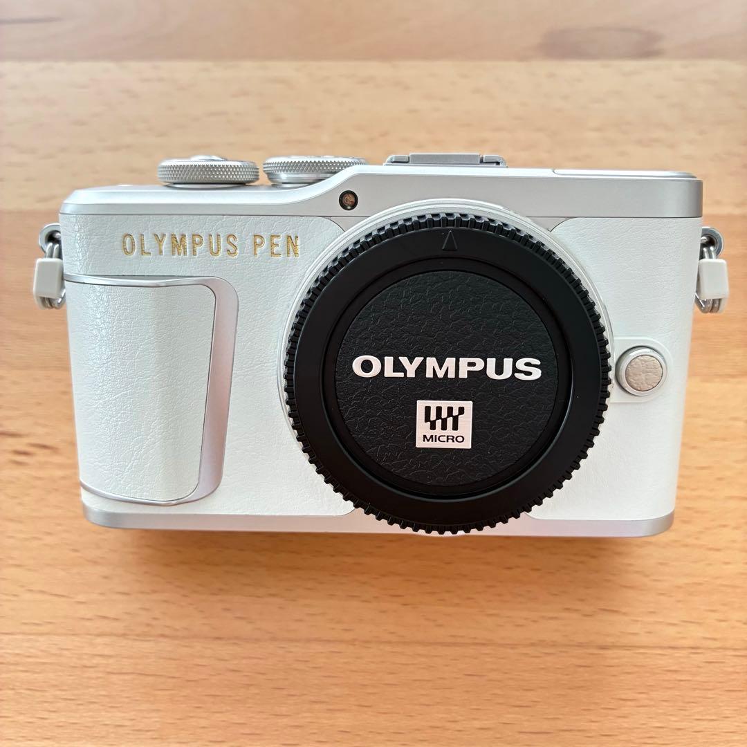 OLYMPUS PEN E-PL9 ホワイト[ダブルズーム・SDカード付き]