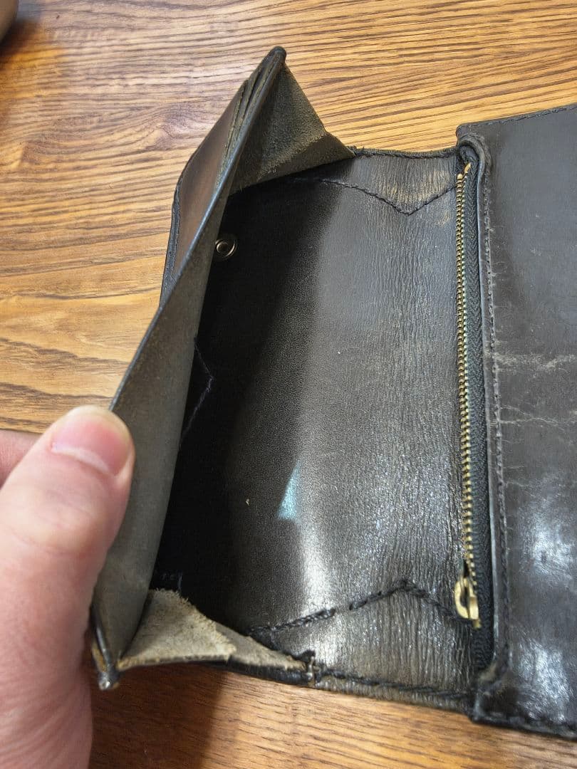 黒レザー長財布 シャークレザーウォレット