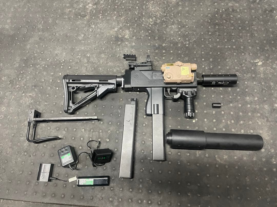 東京マルイ　MAC10 カスタム