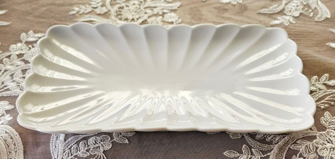 有田焼 賞美堂 観山窯 白磁 菊割 輪花 焼き物皿 長皿 5枚セット 新品