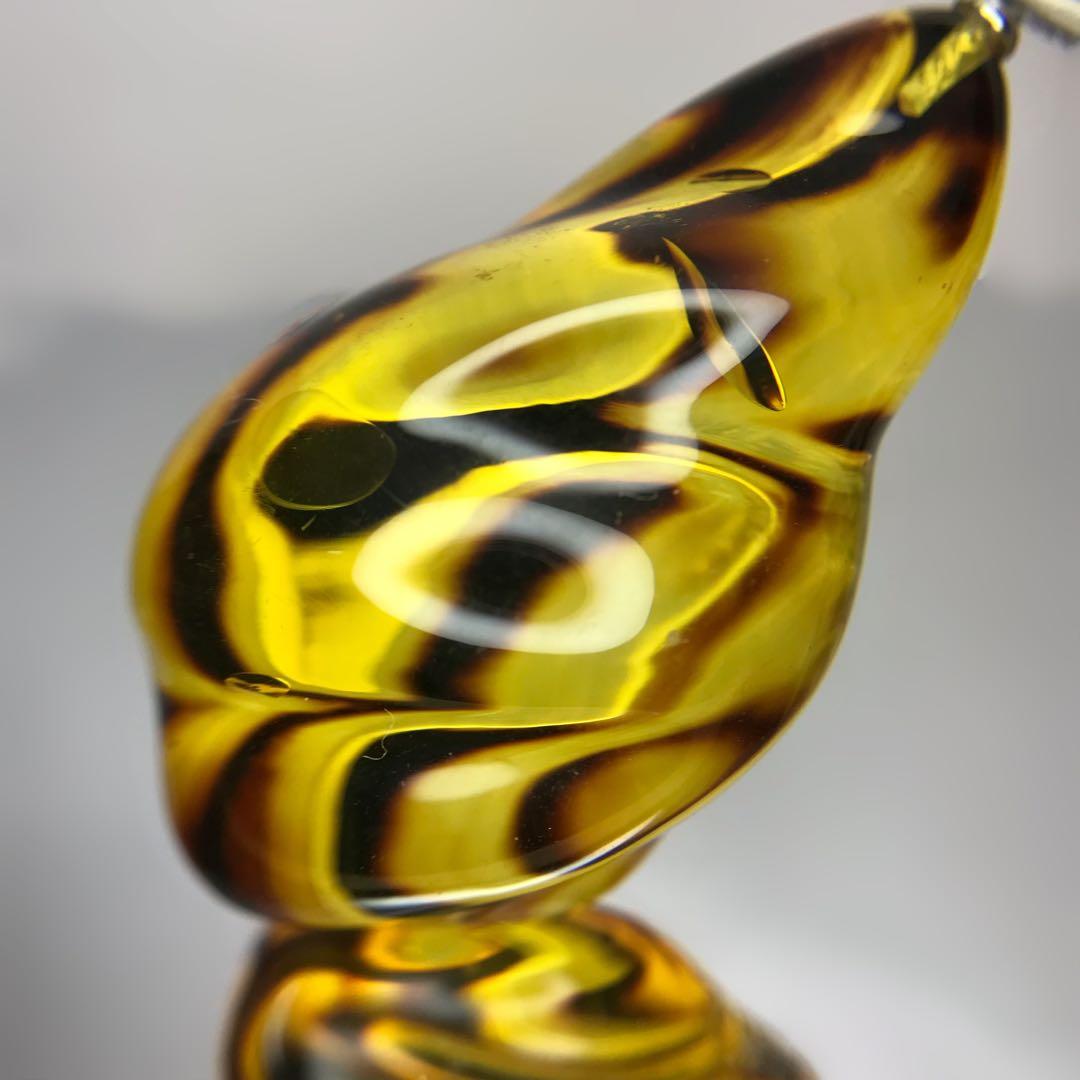 k18WGホワイトゴールド55.63ct 天然琥珀ネックレスペンダントトップ