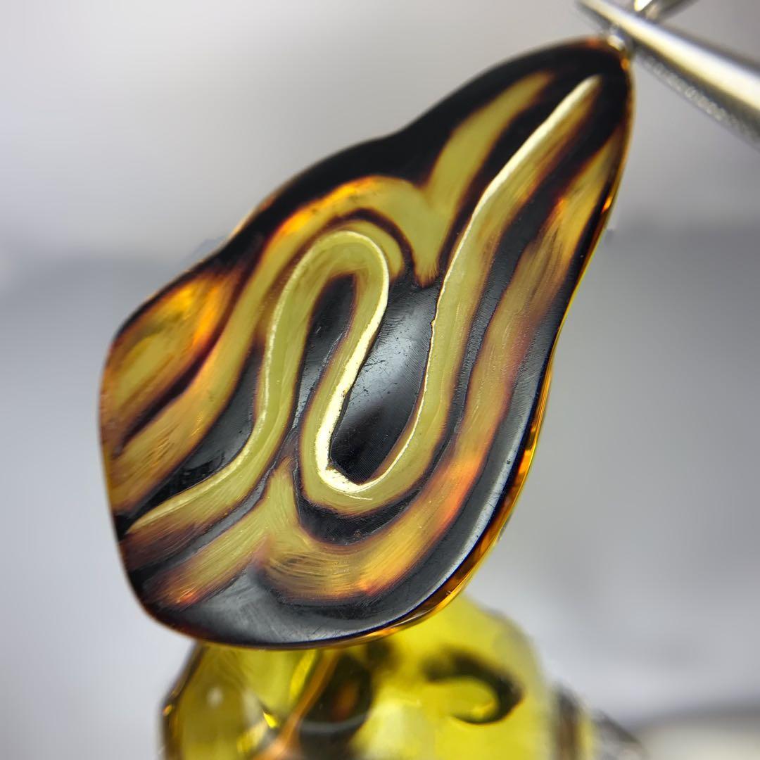 k18WGホワイトゴールド55.63ct 天然琥珀ネックレスペンダントトップ