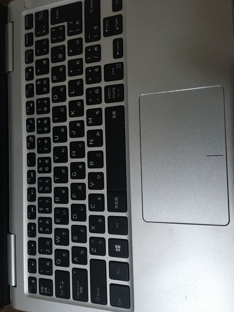 Dell 13.3インチ ノートPC シルバー