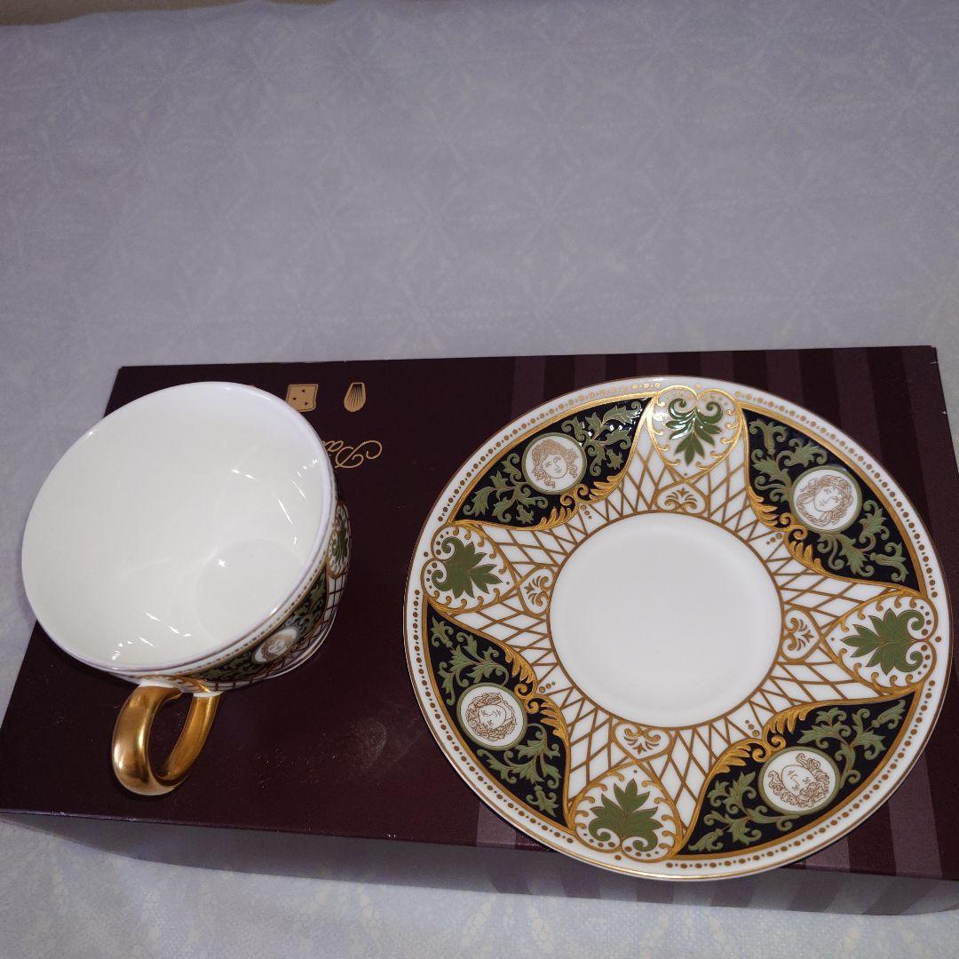 M-TKHSです。　バーリントン　カップ＆ソーサー、ポット