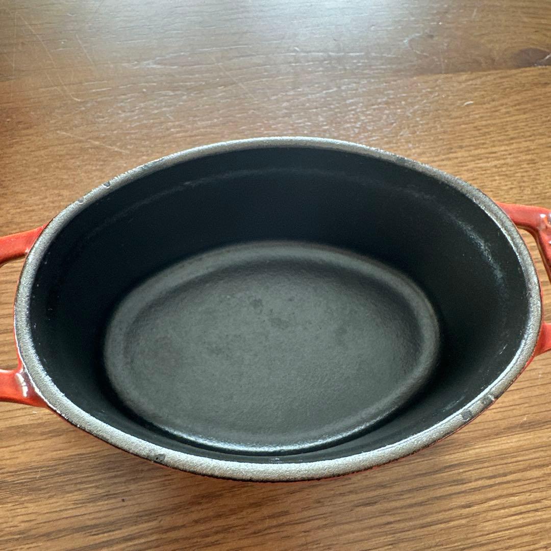 STAUBピコ ココット オーバル チェリー4 1/4 QTサイズ