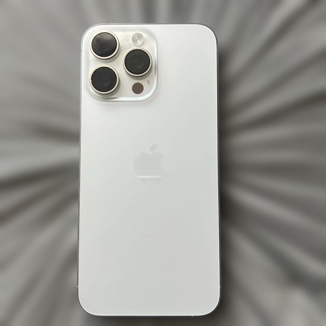 果物 【美品】iPhone 15 Promax 256GB ホワイト