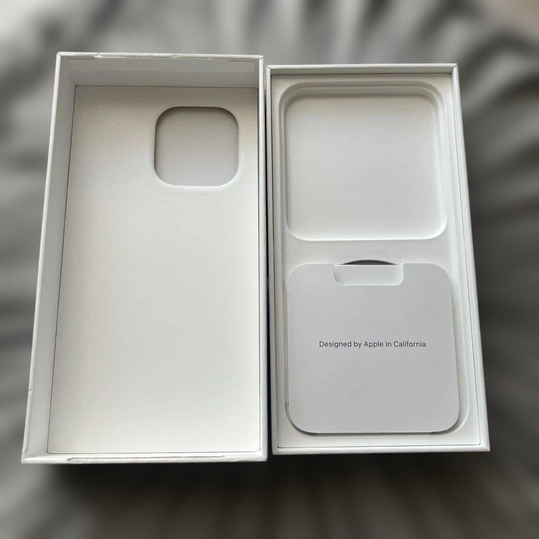 果物 【美品】iPhone 15 Promax 256GB ホワイト