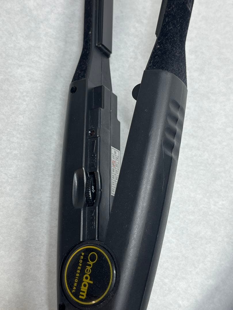 Onedam ワンダム ヘアアイロン ストレート 11mm AHI-1100