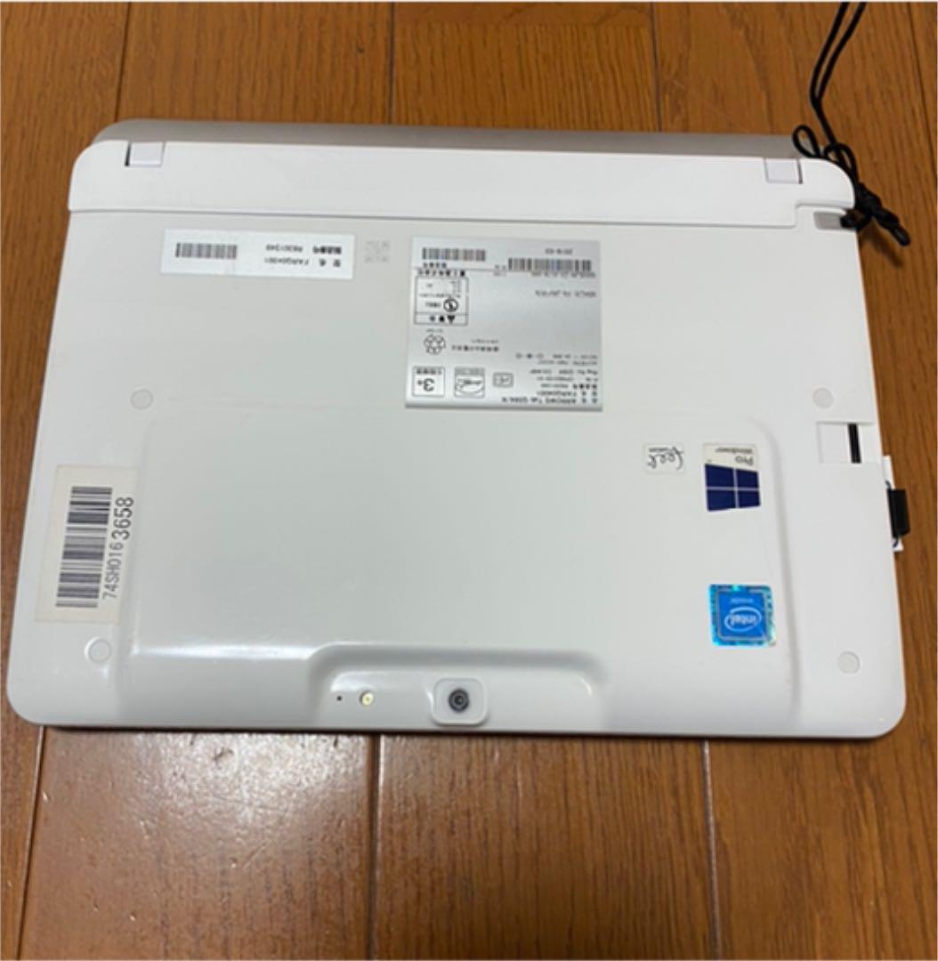 富士通　ARROWS Tab Q584/K