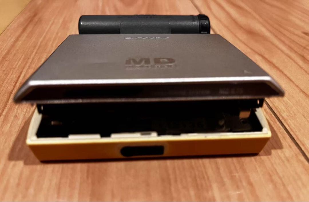 SONY MDウォークマン MZ-E75