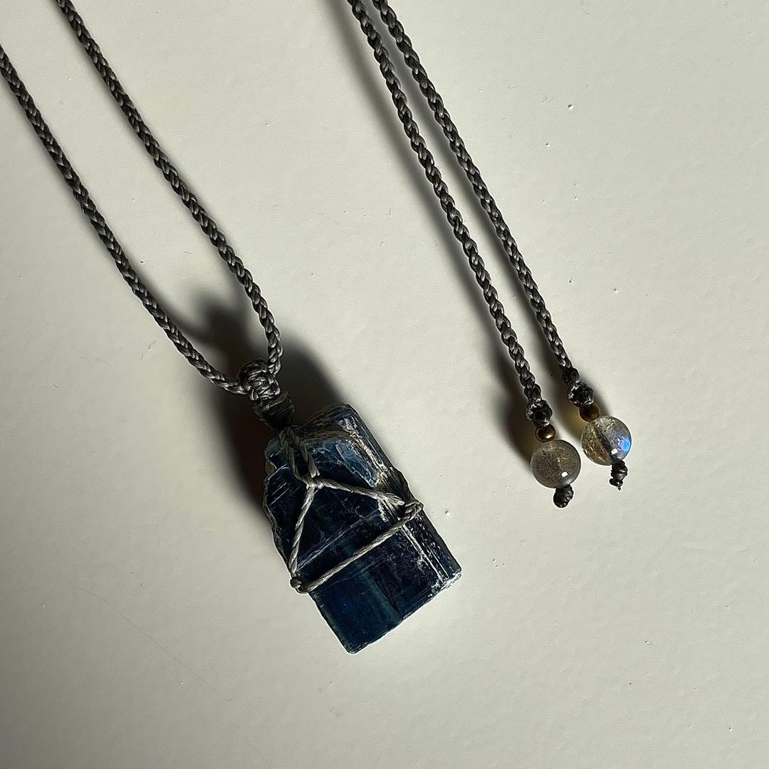 カイヤナイト ネパール産 ＊ ハンドメイド マクラメペンダント ネックレス ⑥