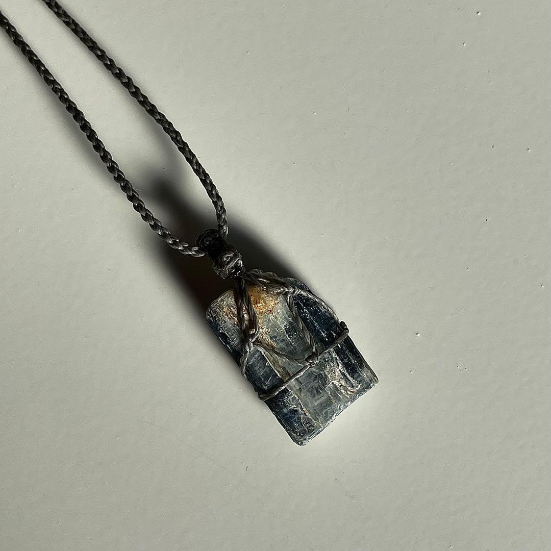 カイヤナイト ネパール産 ＊ ハンドメイド マクラメペンダント ネックレス ⑥