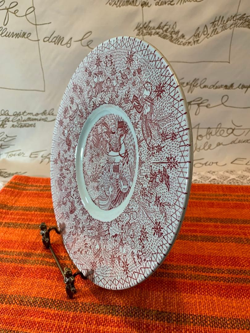 ビヨンヴィンブラッド　ビンテージのレアな初期の絵の皿！公園で楽しく遊んでます！A